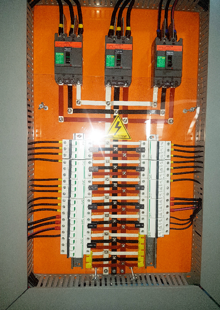 Obra Quadro Elétrico Renova 03